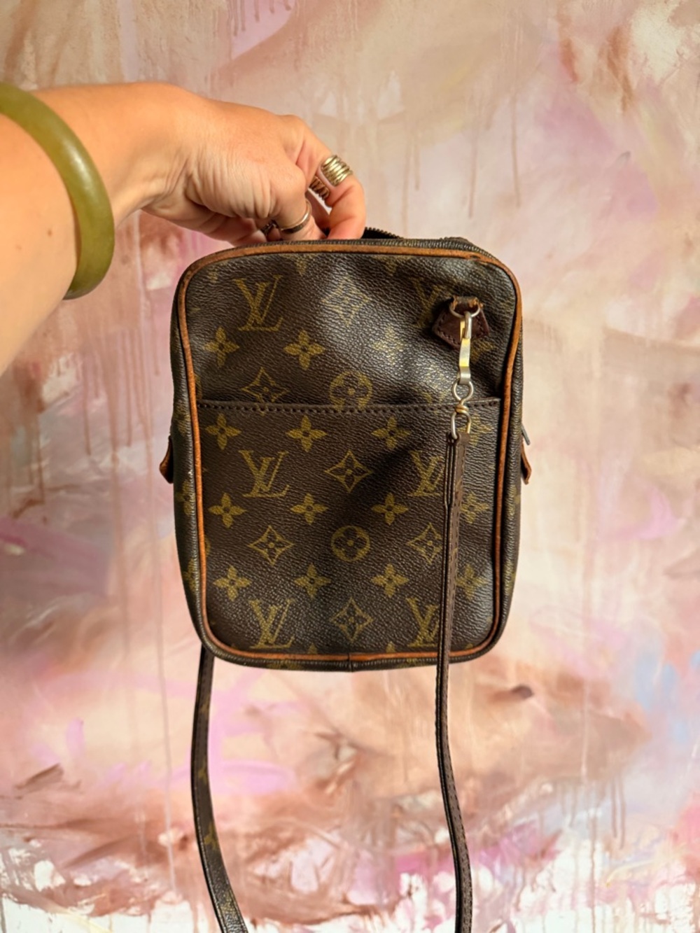Louis Vuitton Monogram Canvas Messenger Bag in Brown